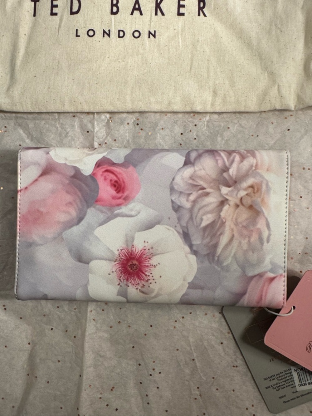 Ted Baker Pink and White Floral Jewelry Roll with Rose-Gold Trim - Picture 4 of 5